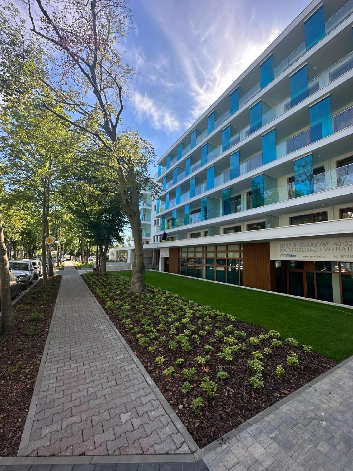 4Summer Kolobrzeg Apartamenty White Blue Sauna & Fitness & Parking 100 Metrow Do Pieknej Szerokiej Piaszczystej Plazy, Wspanialy Widok Z Duzego Tarasu! 100 Meter Zu Einem Schoenen Breiten Sandstrand, Herrliche Aussicht Von Einer Grossen Terrasse! Εξωτερικό φωτογραφία